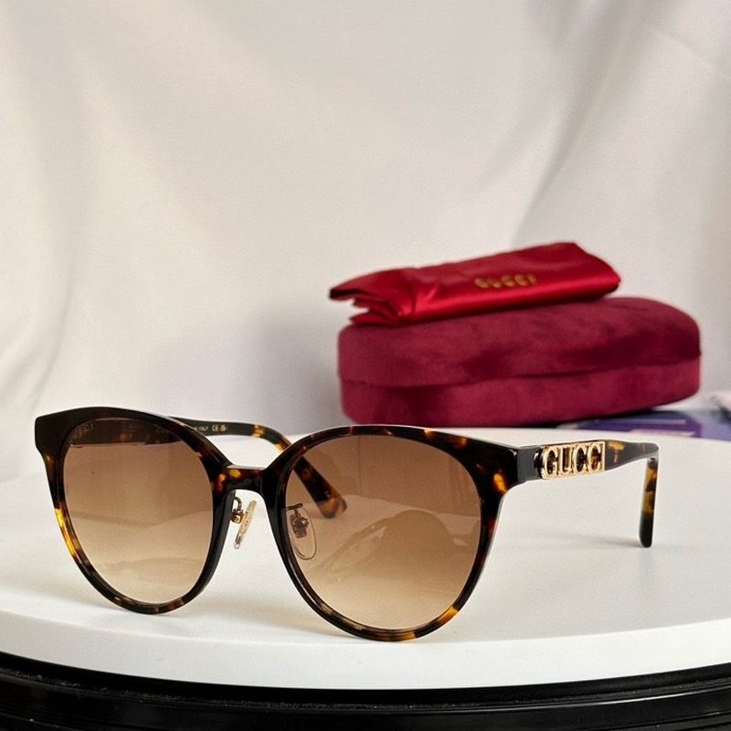 Gucci Sunglasses 232